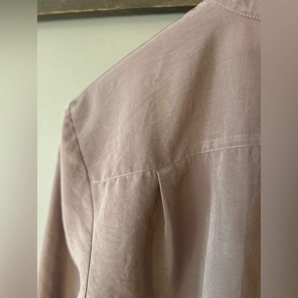 Vintage tuxedo pleated blouse - Picture 10 of 10